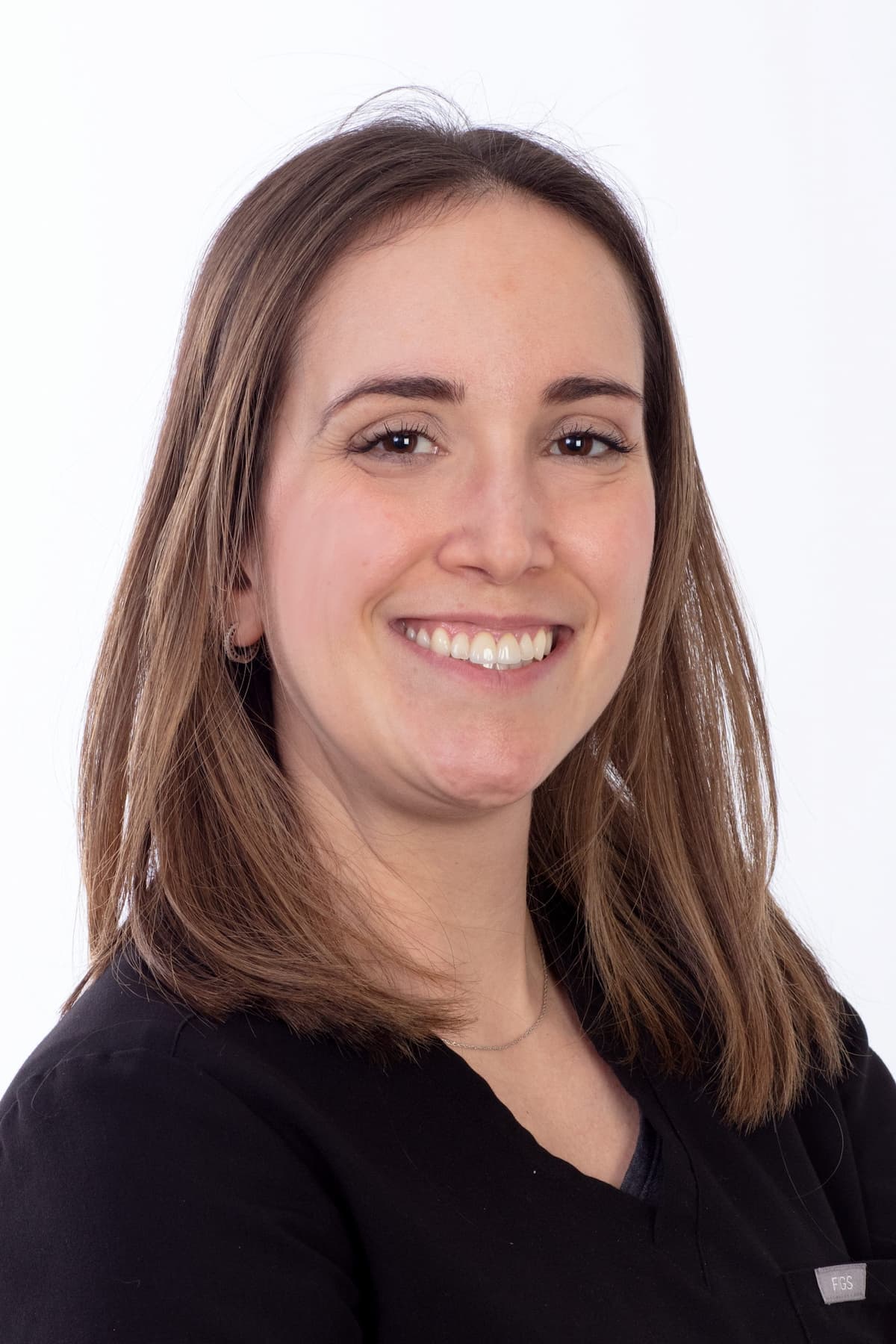 Portrait de Valérie, hygiéniste dentaire chez Lara Dentaire